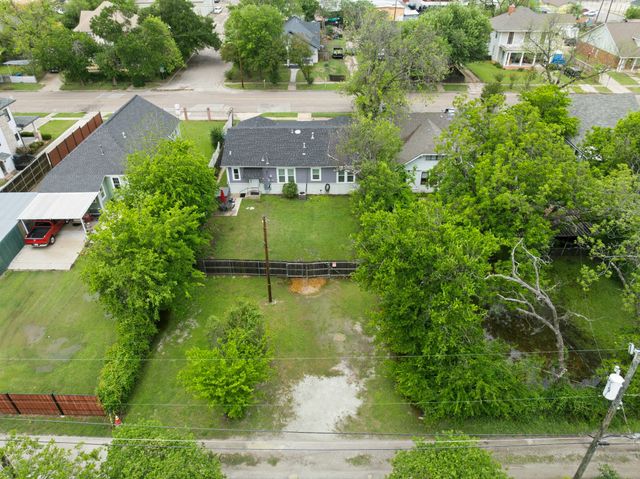 2024 Columbus Avenue, Waco, TX 76701