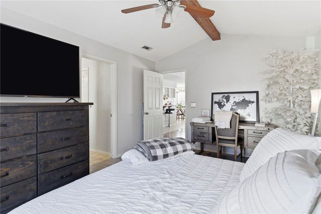 2702 W Margaret Street, Rogers, AR 72756