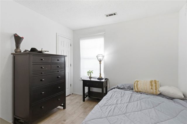 2702 W Margaret Street, Rogers, AR 72756