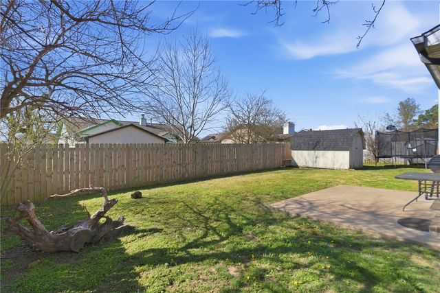 2702 W Margaret Street, Rogers, AR 72756