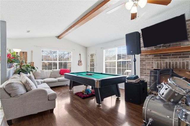 2702 W Margaret Street, Rogers, AR 72756