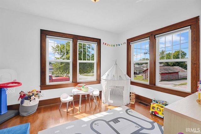 1208 T Street, Bedford, IN 47421