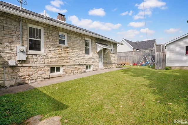 1208 T Street, Bedford, IN 47421