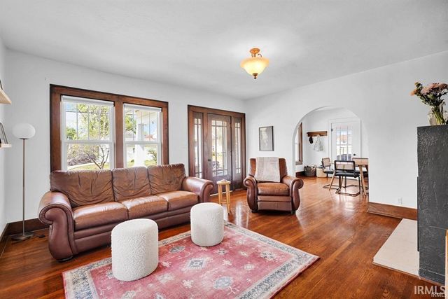 1208 T Street, Bedford, IN 47421