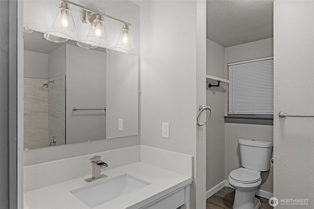 9040 S Sheridan Avenue, Tacoma, WA 98444