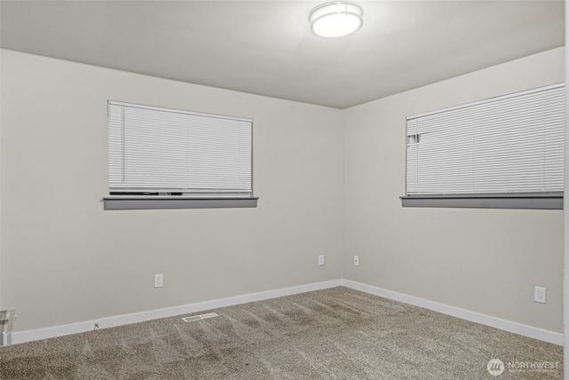 9040 S Sheridan Avenue, Tacoma, WA 98444