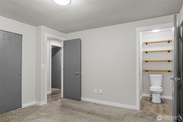 9040 S Sheridan Avenue, Tacoma, WA 98444
