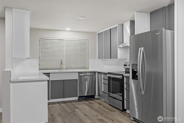 9040 S Sheridan Avenue, Tacoma, WA 98444