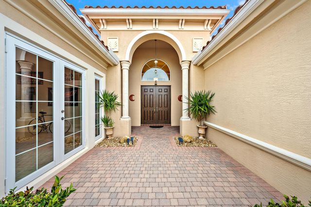 11109 Rockledge View Drive, Palm Beach Gardens, FL 33412