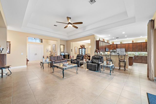 11109 Rockledge View Drive, Palm Beach Gardens, FL 33412