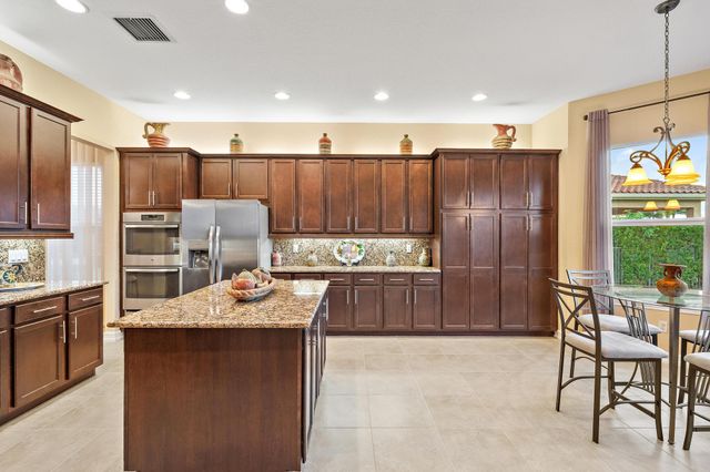 11109 Rockledge View Drive, Palm Beach Gardens, FL 33412