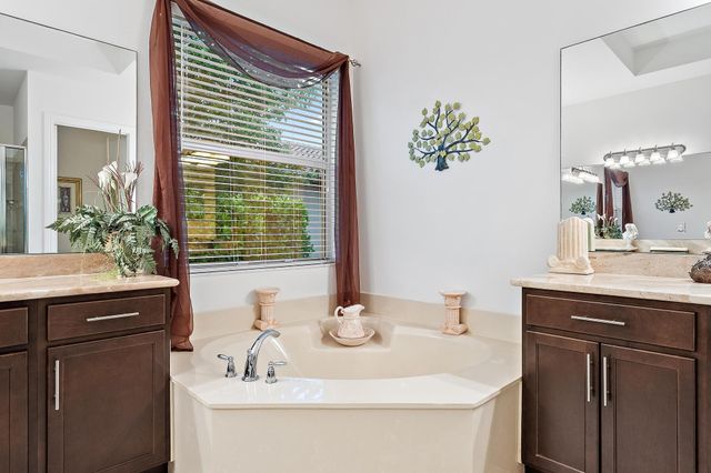 11109 Rockledge View Drive, Palm Beach Gardens, FL 33412