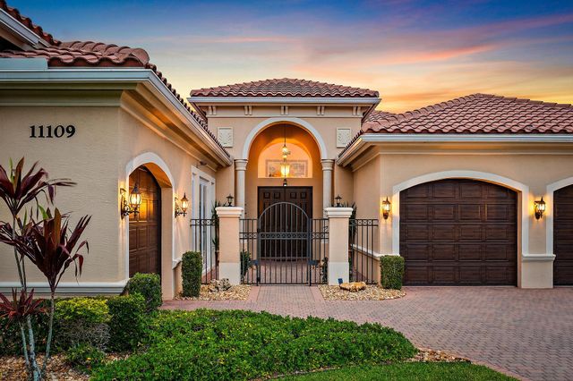 11109 Rockledge View Drive, Palm Beach Gardens, FL 33412