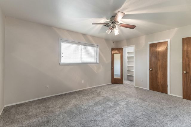 402 Fintona Way, Houston, TX 77015