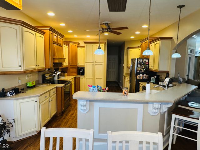 5245 Rosebrock Lane, Indianapolis, IN 46217