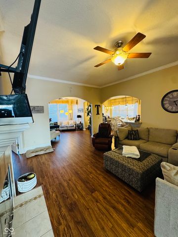 5245 Rosebrock Lane, Indianapolis, IN 46217