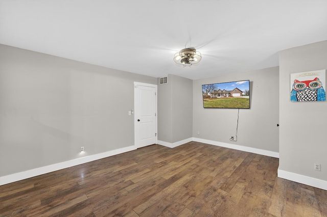 W5665 Lakeshore DRIVE, Elkhorn, WI 53121