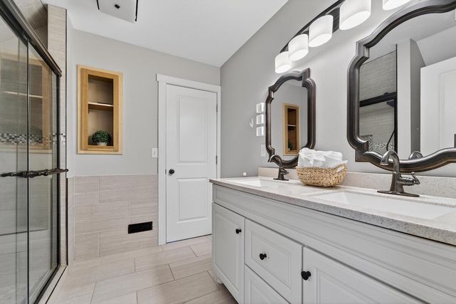 W5665 Lakeshore DRIVE, Elkhorn, WI 53121