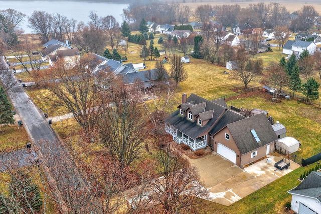 W5665 Lakeshore DRIVE, Elkhorn, WI 53121