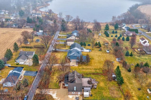 W5665 Lakeshore DRIVE, Elkhorn, WI 53121