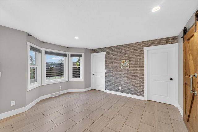 W5665 Lakeshore DRIVE, Elkhorn, WI 53121