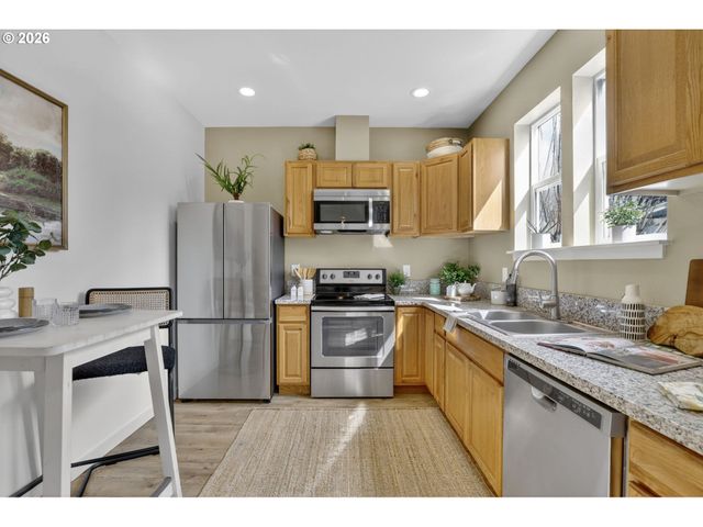 3558 Se 130TH Ave, Portland, OR 97236