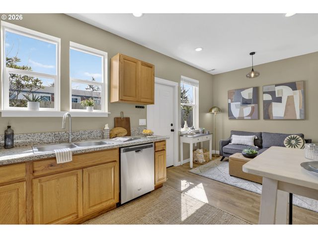 3558 Se 130TH Ave, Portland, OR 97236