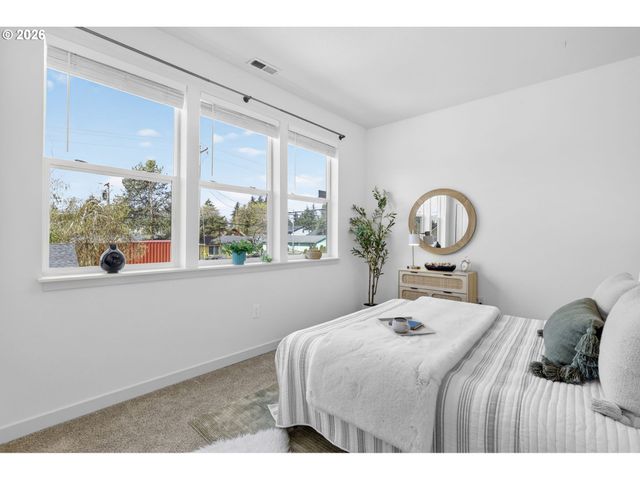 3558 Se 130TH Ave, Portland, OR 97236