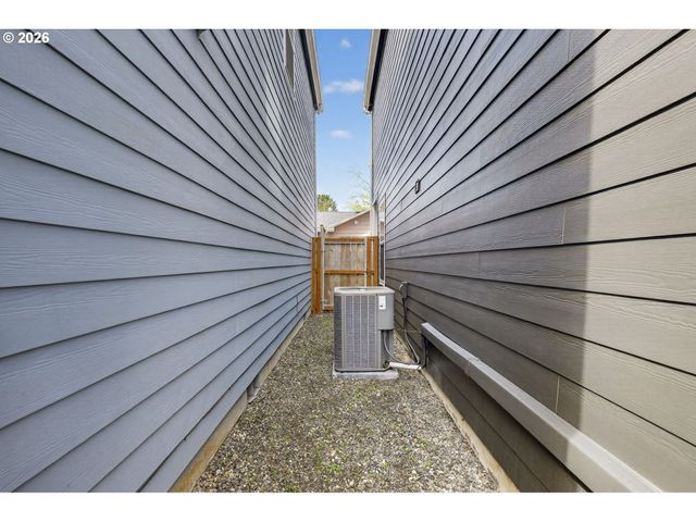 3558 Se 130TH Ave, Portland, OR 97236