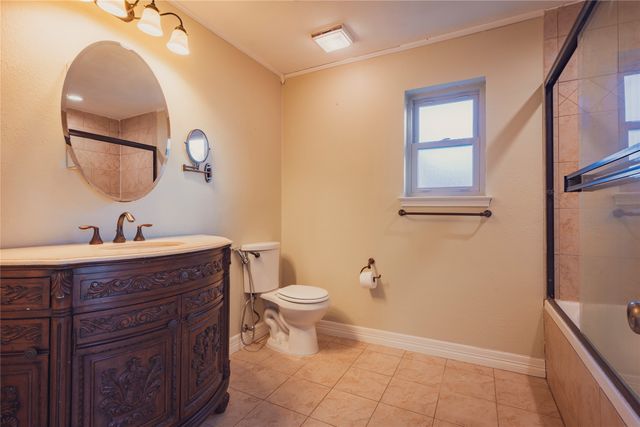 593 King Circle, Lewisville, TX 75067