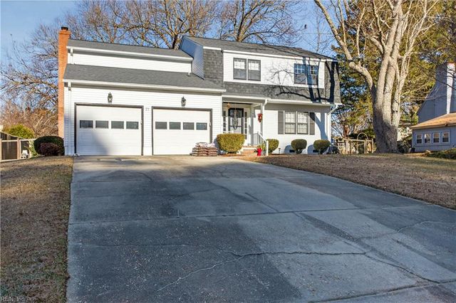 77 Dillwyn DR, Newport News, VA 23602