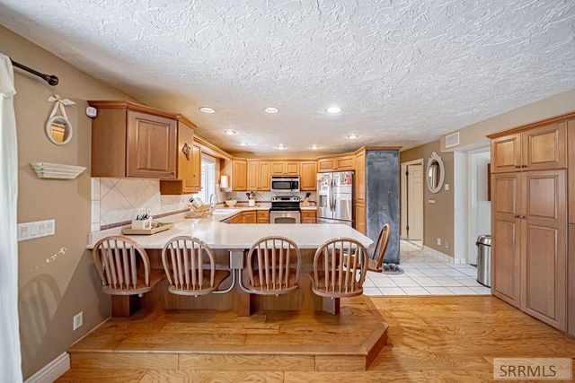 1365 Meadowview Ave, Rexburg, ID 83440