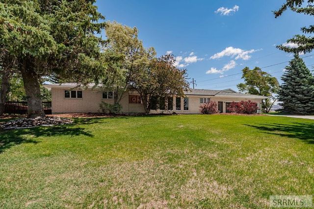 1365 Meadowview Ave, Rexburg, ID 83440
