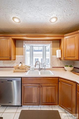 1365 Meadowview Ave, Rexburg, ID 83440