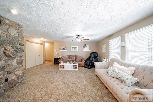 1365 Meadowview Ave, Rexburg, ID 83440