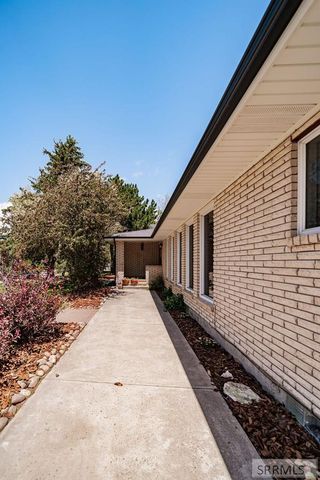 1365 Meadowview Ave, Rexburg, ID 83440