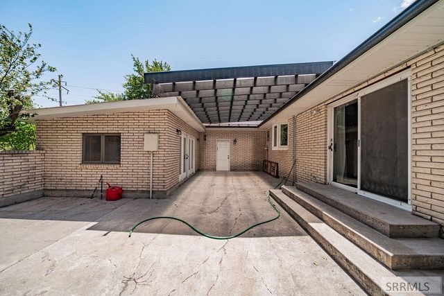 1365 Meadowview Ave, Rexburg, ID 83440