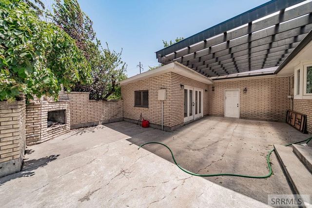1365 Meadowview Ave, Rexburg, ID 83440