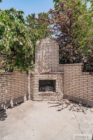 1365 Meadowview Ave, Rexburg, ID 83440