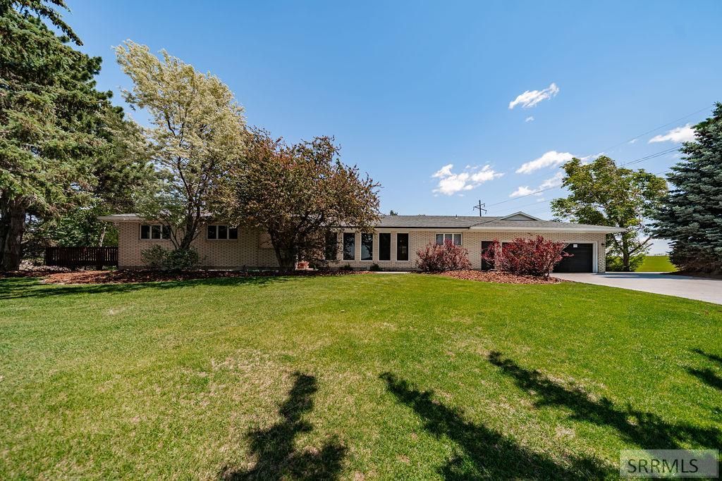 1365 Meadowview Ave, Rexburg, ID 83440