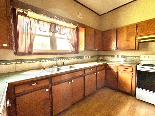 507 Hennigan St, Merryville, LA 70653