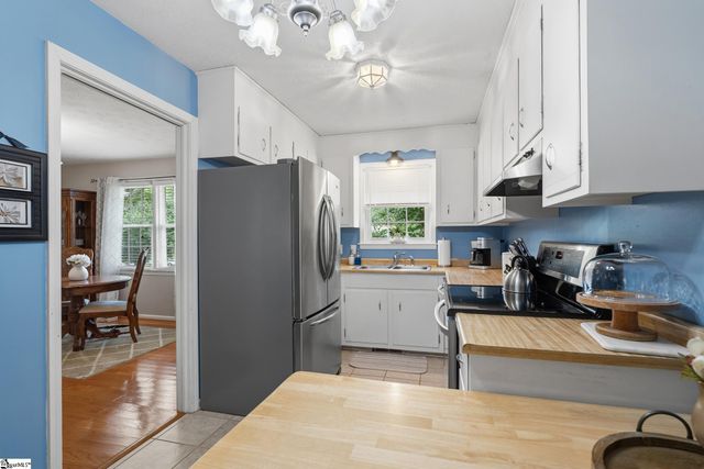104 Menlo Drive, Simpsonville, SC 29680