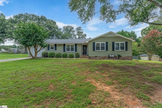 104 Menlo Drive, Simpsonville, SC 29680