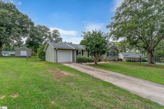 104 Menlo Drive, Simpsonville, SC 29680