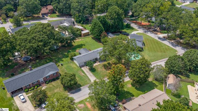 104 Menlo Drive, Simpsonville, SC 29680