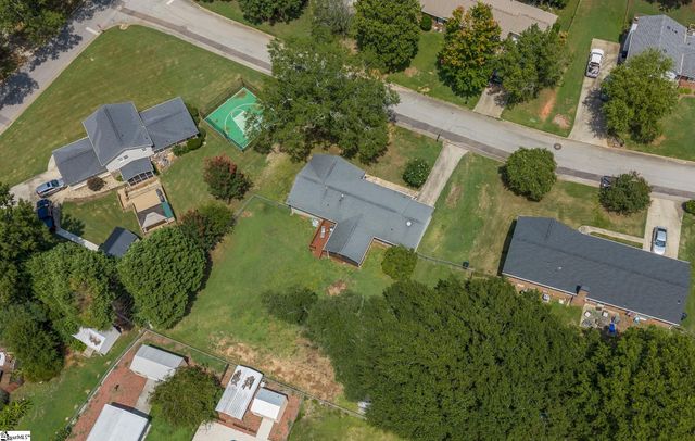 104 Menlo Drive, Simpsonville, SC 29680