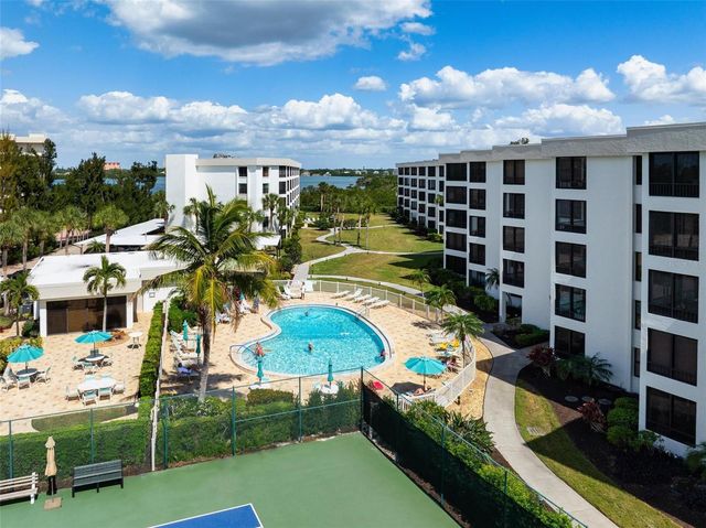 8767 MIDNIGHT PASS ROAD 505F, Sarasota, FL 34242