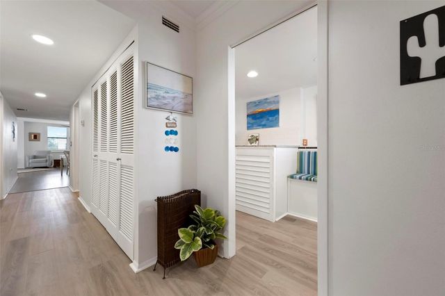 8767 MIDNIGHT PASS ROAD 505F, Sarasota, FL 34242