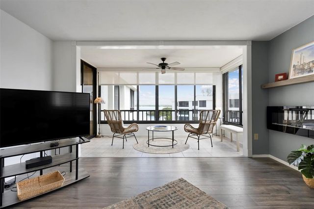 8767 MIDNIGHT PASS ROAD 505F, Sarasota, FL 34242