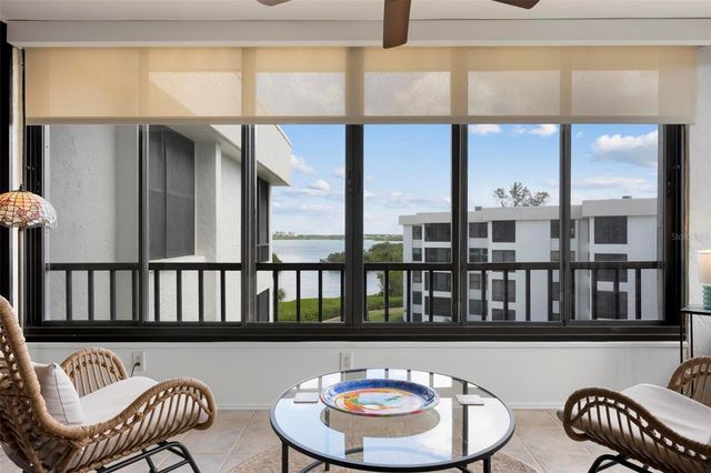 8767 MIDNIGHT PASS ROAD 505F, Sarasota, FL 34242